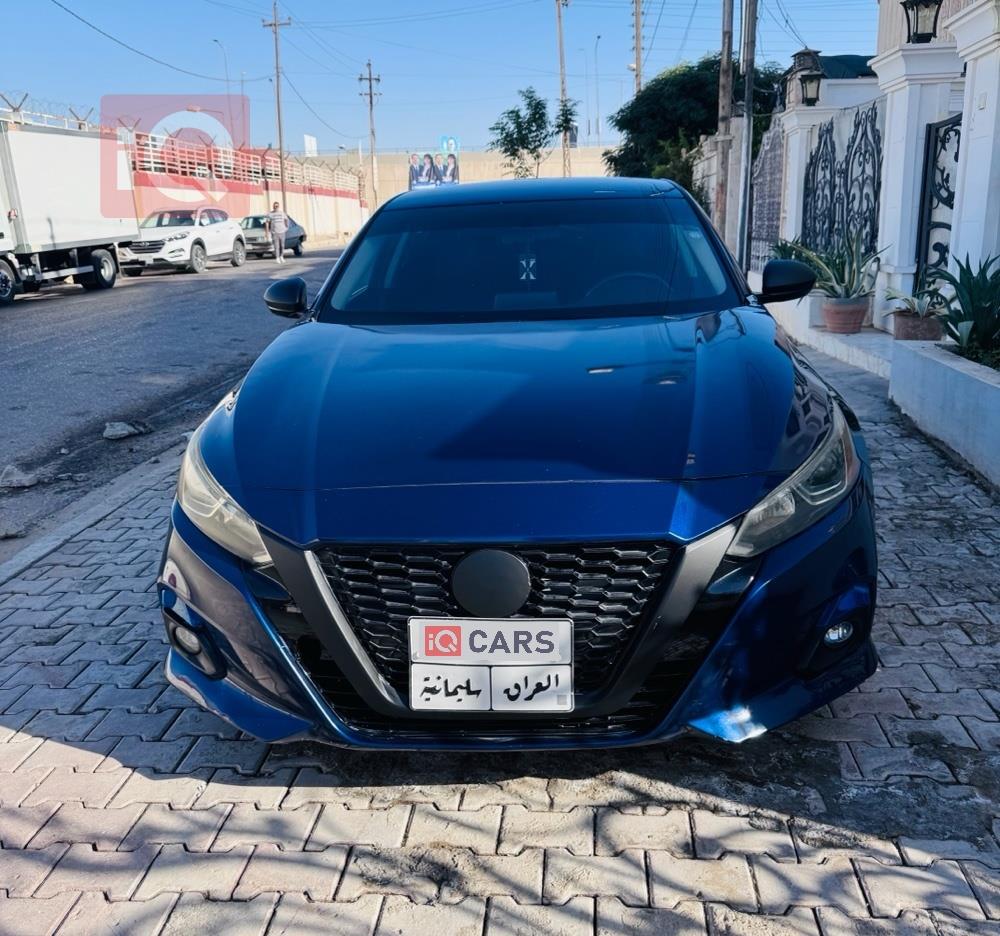 نیسان ئەلتیما